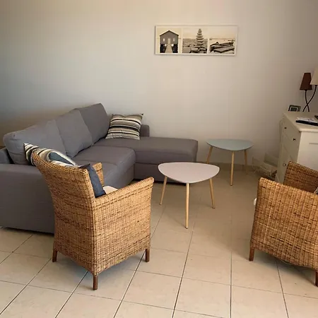 Dans En Front De - 4910 Apartment *