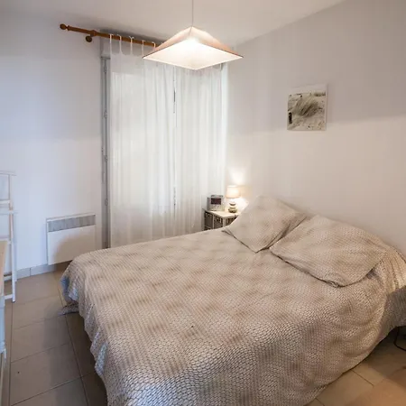 Dans En Front De - 4910 Soulac-sur-Mer